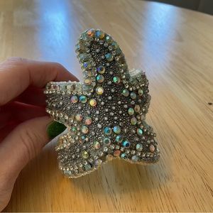 Doloris petunia handmade, starfish cuff bracelet